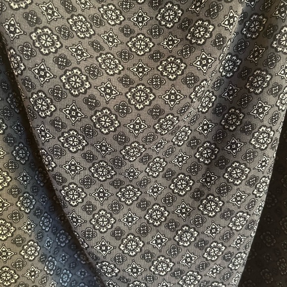 Loft Top - Picture 2 of 3